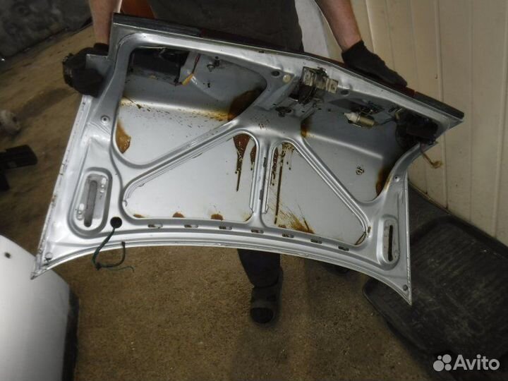 Крышка багажника Ваз 2110 2108 1997