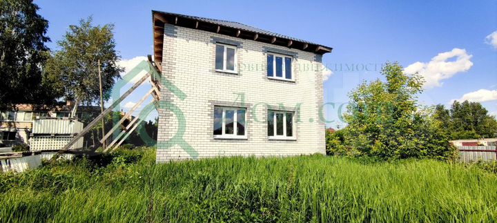 Дом 130 м² на участке 6 сот.