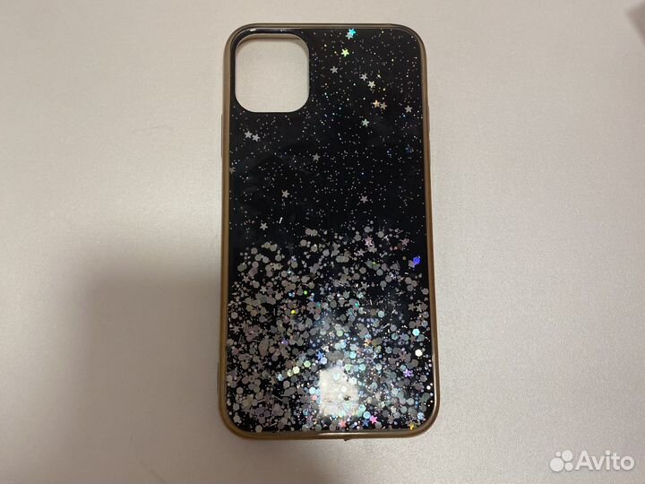 Чехол на iPhone 11