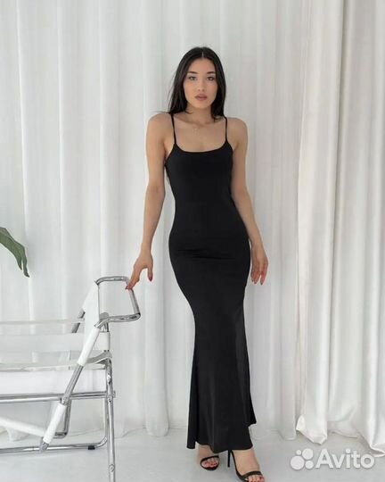 Платье макси облегающее