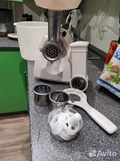 Мясорубка электрическая бу