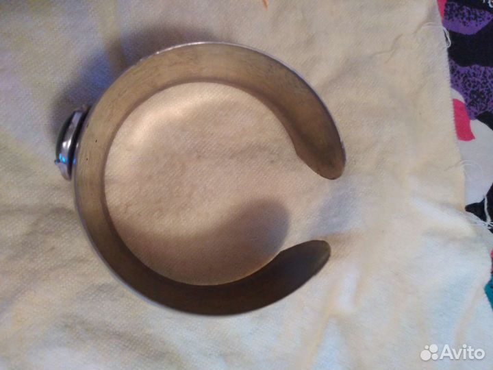 Браслет металлический серебристого цвета