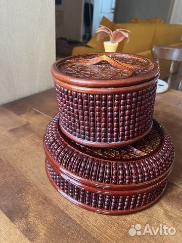 2 деревянные шкатулки резные