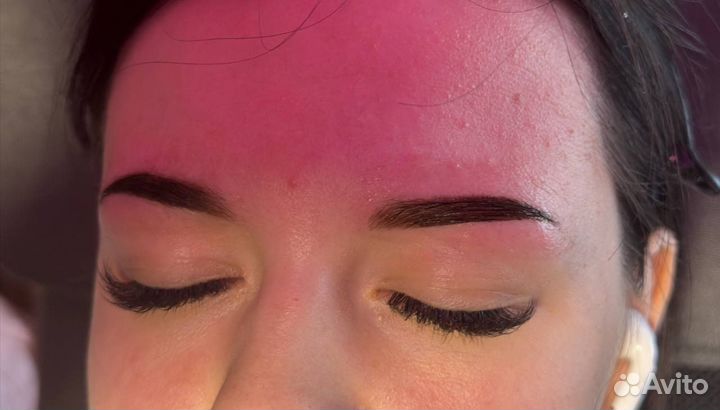 Мастер бровист