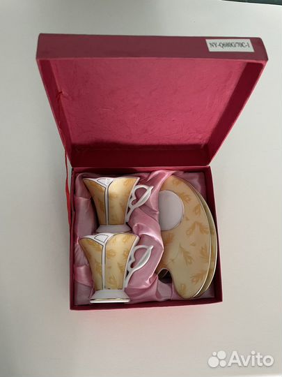 Кофейные кружки в подарочной упаковке