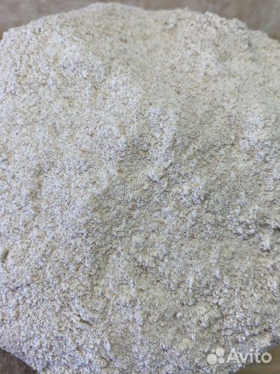 Мука цельнозерновая (жерновая)