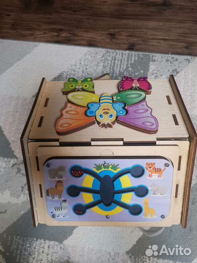 Бизиборд домик со светом