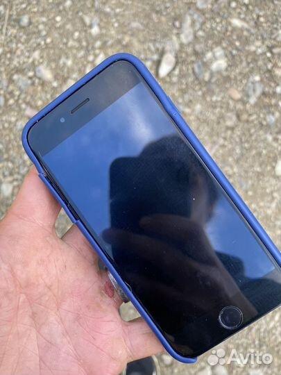 Телефон iPhone 6s