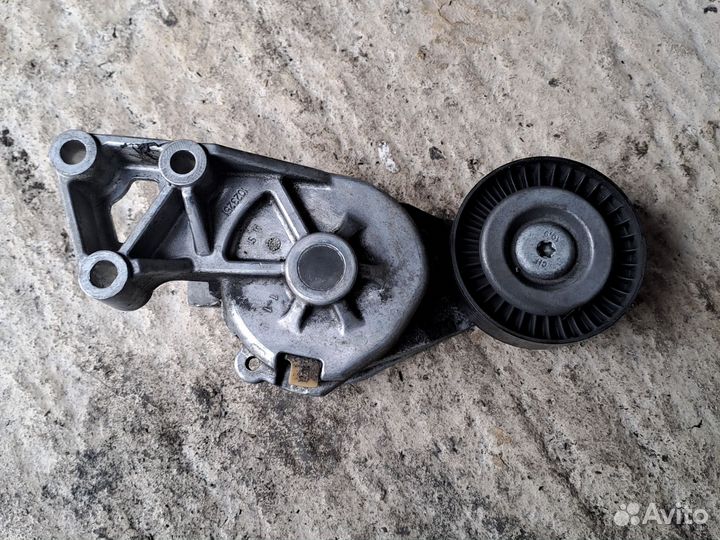 Натяжной ролик Volkswagen Sharan 2000-2009