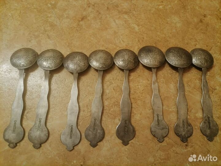 Ложка монета