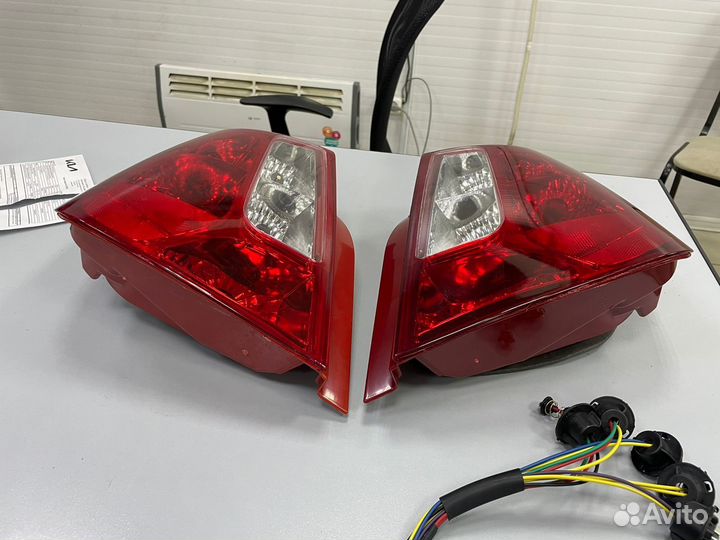 Фонарь задний лев правый Chevrolet Lacetti седан
