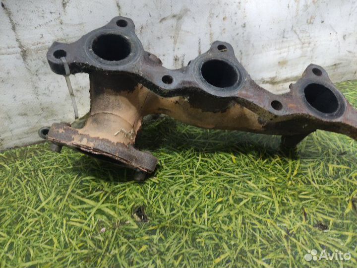 Выпускной коллектор левый Mitsubishi Pajero Sport