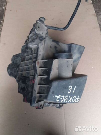 Корпус воздушного фильтра Ford Focus II