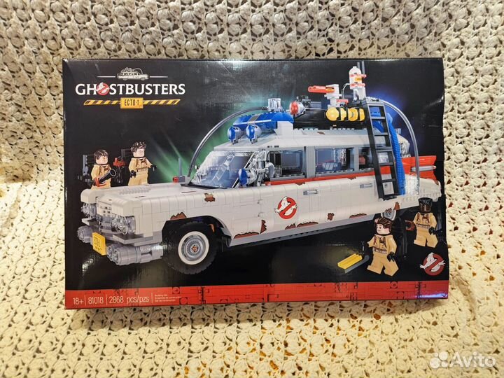 Конструктор Автомобиль ecto-1 с минифигурками