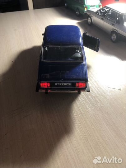 Машинки модельки