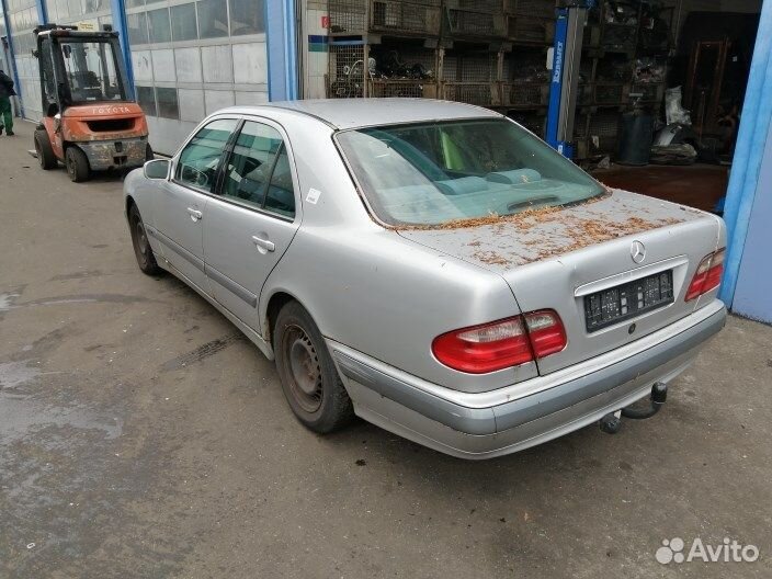 Разбор на запчасти Mercedes E W210 1995-2002