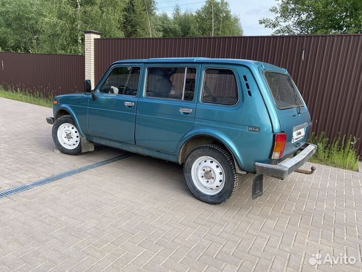 LADA 4x4 (Нива) 1.7 МТ, 2001, 220 000 км