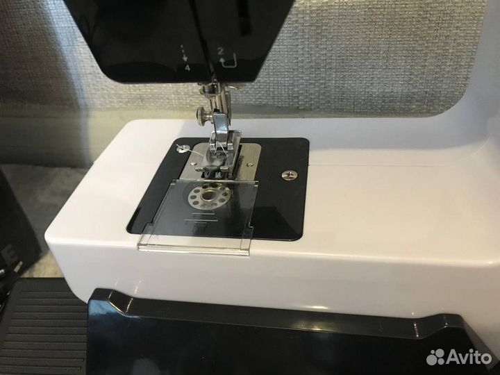 Швейная машина