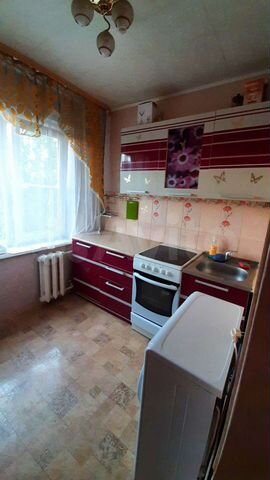2-к. квартира, 42 м², 3/5 эт.