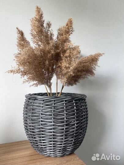 Горшок для цветов из ротанга