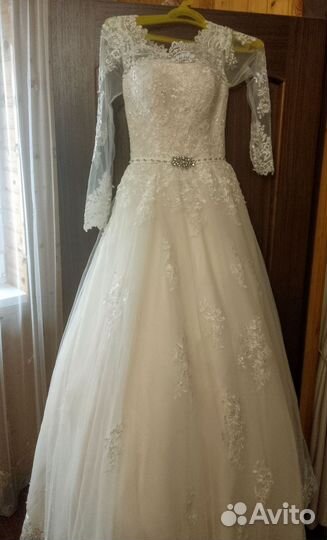 Свадебное платье