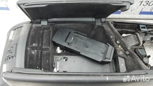 Подлокотник центральный BMW 5 F10/F11 (2NN03IX01)