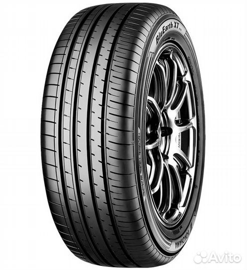 Yokohama BluEarth-XT AE61 215/65 R16 98H