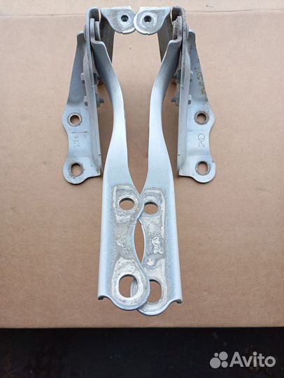 Петли капота toyota ленд крузер 200 08-16гг