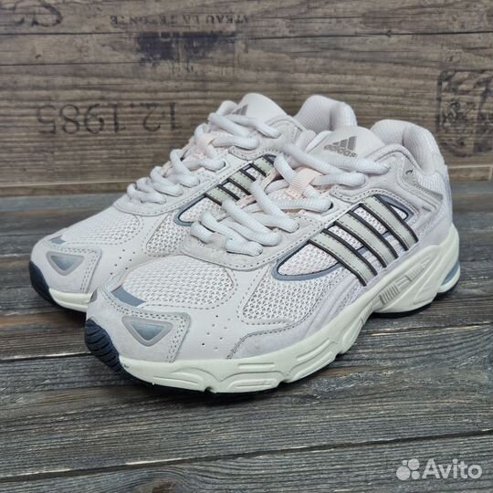 Кроссовки Adidas Response, 36-41