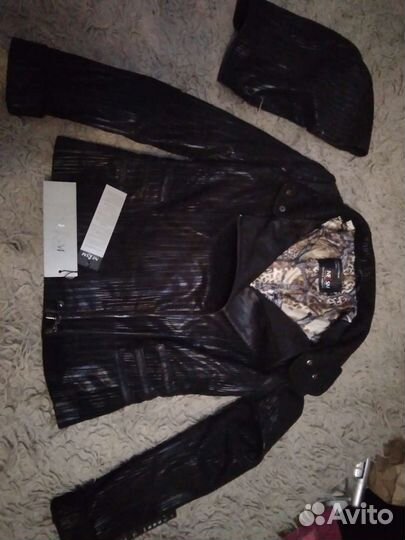 Куртка новая