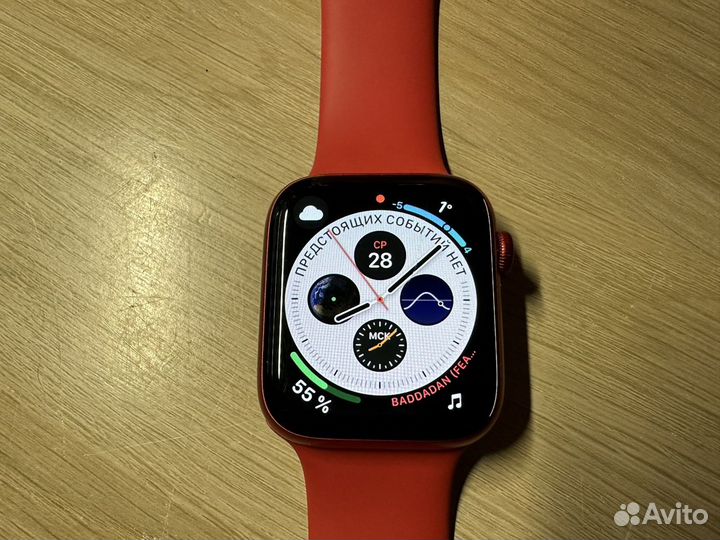 Часы apple watch 6 44 mm product red