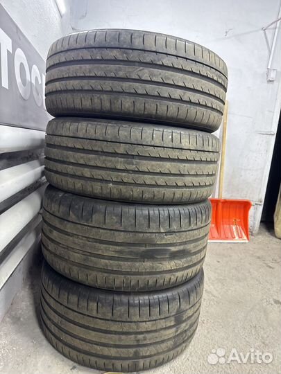 Yokohama Advan Sport V105 245/35 R21 и 285/30 R21 96Y