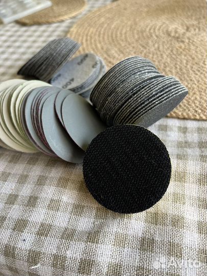 Набор шлифовальных кругов / дисков на липучке