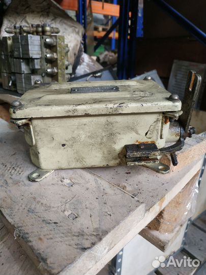 Выключатель дверной морской вдм 2 ом5