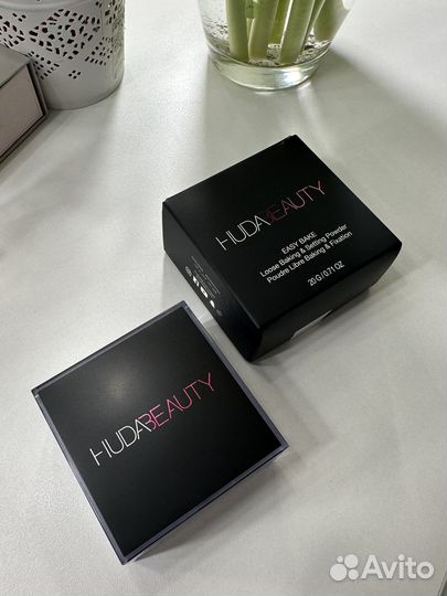 Huda beauty пудра рассыпчатая