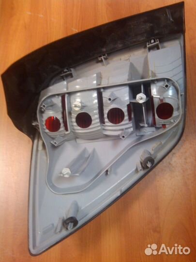 Фонарь задний правый для а/м Opel Zafira