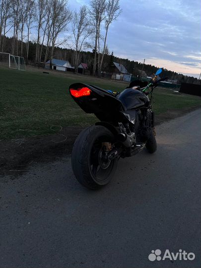 Kawasaki Z1000