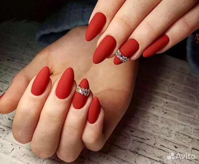 Наращивание ногтей,покрытие шеллаком