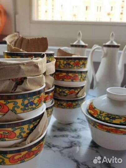 Кофейный сервиз на 12 персон +подарок чайник
