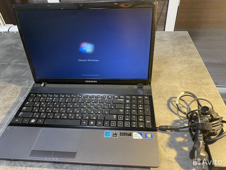 Ноутбук samsung np300e5a
