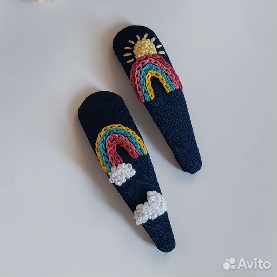 Заколка с вышивкой