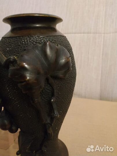 Статуэтка Ваза Япония бронза подпись