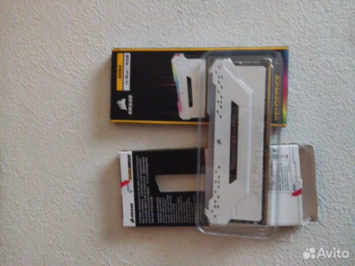 Corsair vengeance ddr4 Rgb Pro 2x16gb