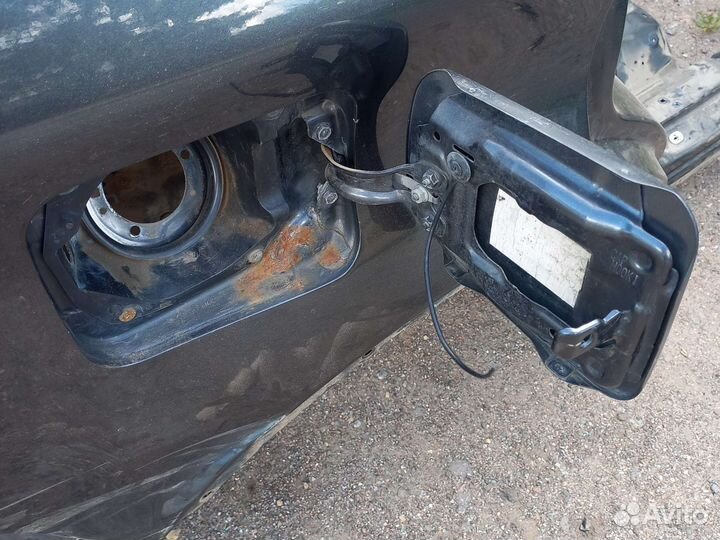 Заднее правое крыло Субару Трибека 2008г.в