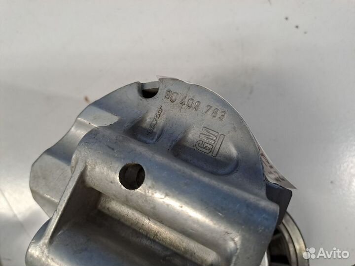 Натяжной ролик ремня генератора Opel Vectra C 2002