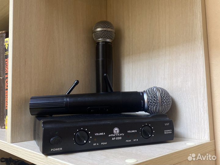 Микрофоны для караоке Arthur Forty AF-200