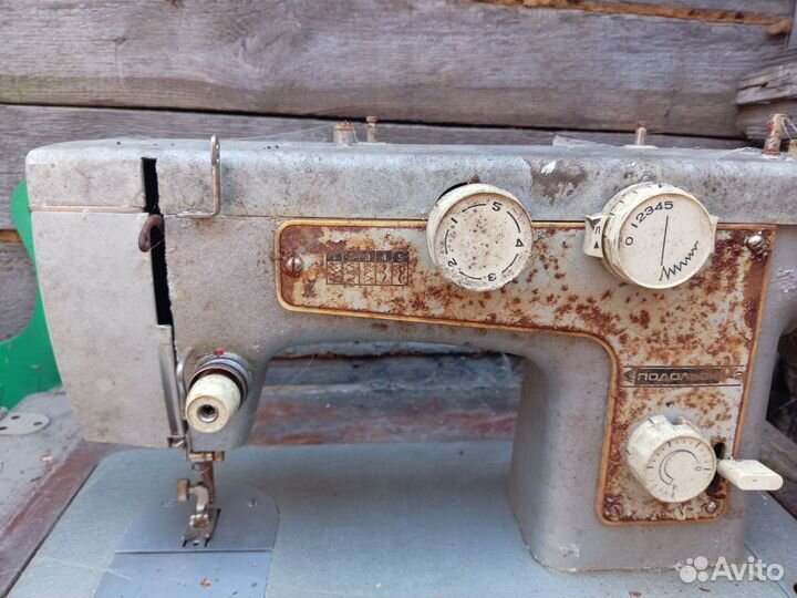 Швейная машинка подольск 142