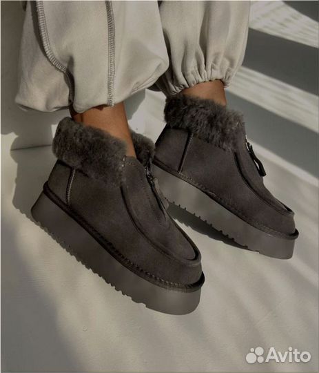 Угги натуральные женские UGG funkette platform boo