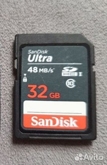 Чехол на samsung s10e, провод, флешки