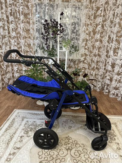 Детская инвалидная коляска